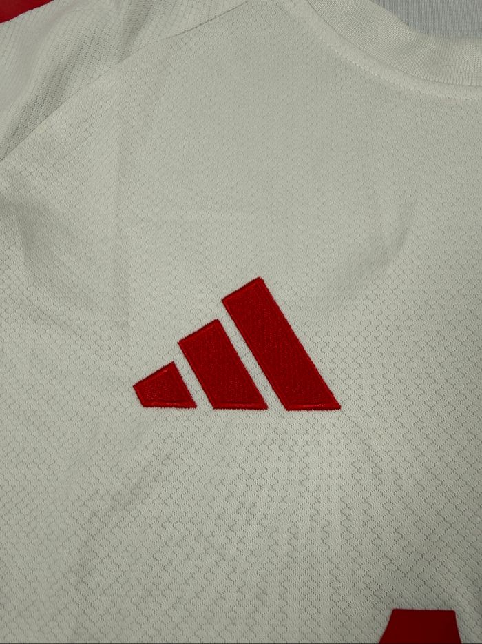 Maillot foot liverpool - photo numéro 3
