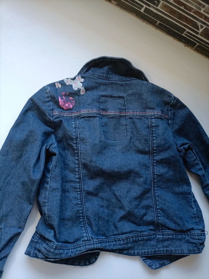 Veste en jean avec motif - photo numéro 4