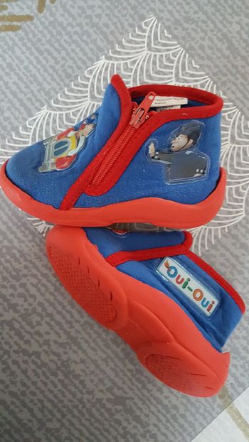 Chaussons enfant oui oui