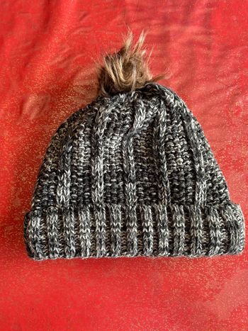 Bonnet gris 56cm