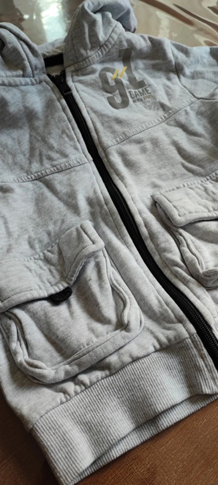 Gilet sweat gris clair 5ans - photo numéro 2