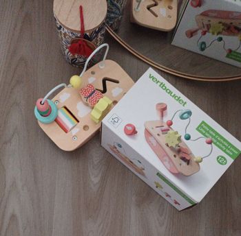 Planche d'activité en bois vertbaudet 12 mois et+