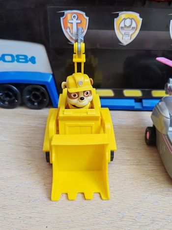 Pat patrouille, Ruben et son véhicule