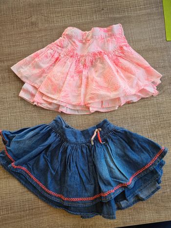 Lot jupes Okaïdi et TAO 3 ans