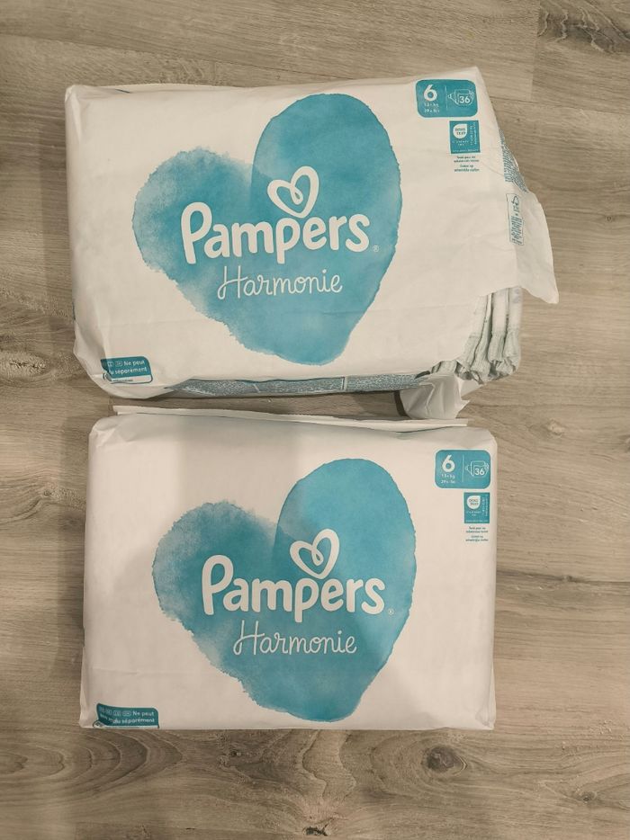 Lot de 66 couches Pampers harmonie taille 6