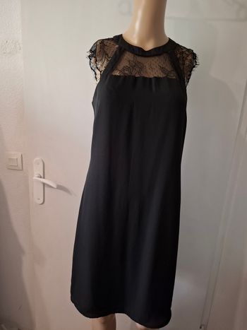 Robe camaieu taille 36 en très bon état 
