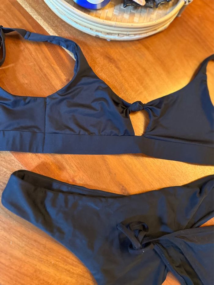 Ensemble deux pièces maillot de bain noir Calzedonia taille S neuf - photo numéro 4