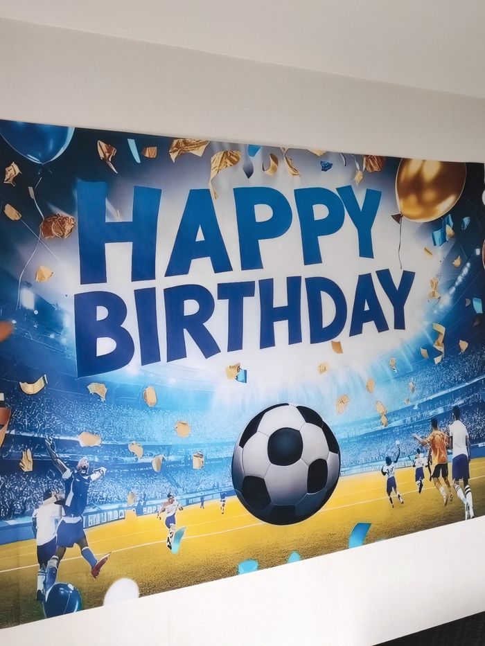 Toile de fond photographie 150cm x 210 cm - Anniversaire sur le thème du foot ⚽ - photo numéro 2