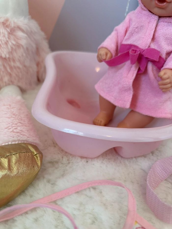 Accessoires bébé  avec poupon offert - photo numéro 11