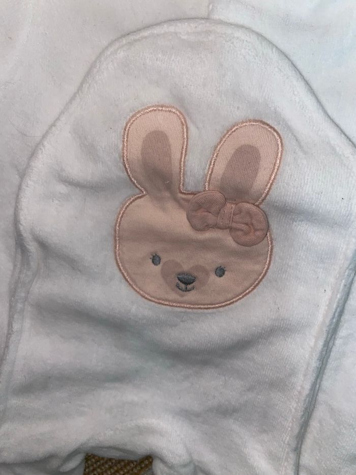 Pyjama 1 mois - photo numéro 2