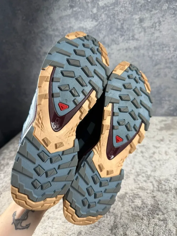 Salomon XA Pro 3D V8 - Bordeaux & Blue - photo numéro 9