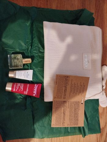 Trousse Nuxe + 3 minis