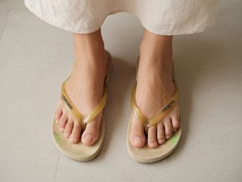 Tong crème Taille  38 Tribord