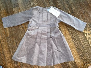 robe velour Le petit monde de   12 mois  neuve avec étiquette