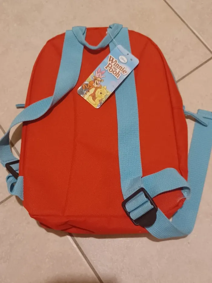 Sac à dos maternelle neuf Winnie l'ourson - photo numéro 3