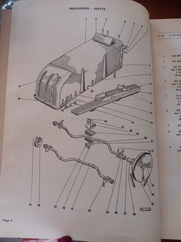 Catalogue de pièces de rechange moissonneuse batteuse automotrice 892 - photo numéro 5