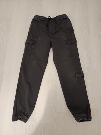 Pantalon cargo gris