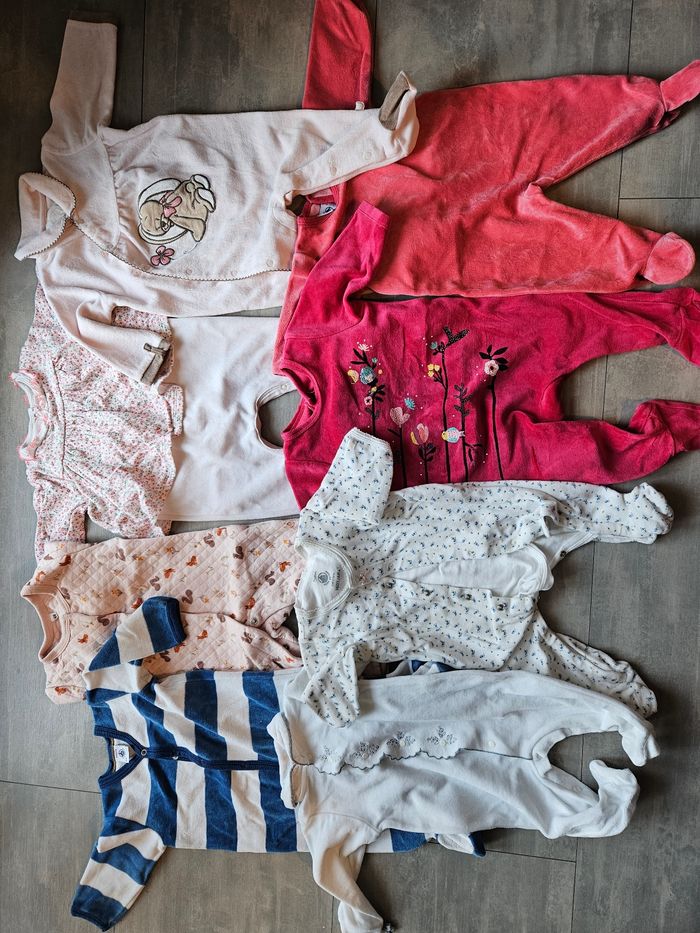 Lot de 8 pyjamas dort bien petit bateau catimini noukie's...