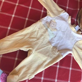 Pyjama 3 mois jaune et blanc