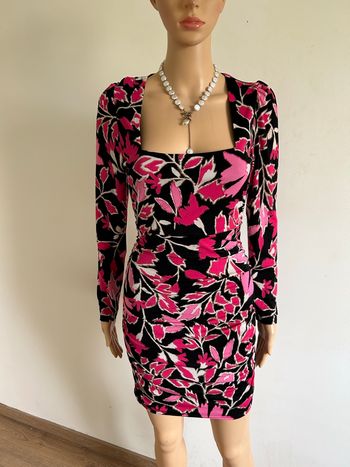 Robe noire et rose neuve à manches longues Morgan taille 36 (valeur 65€)