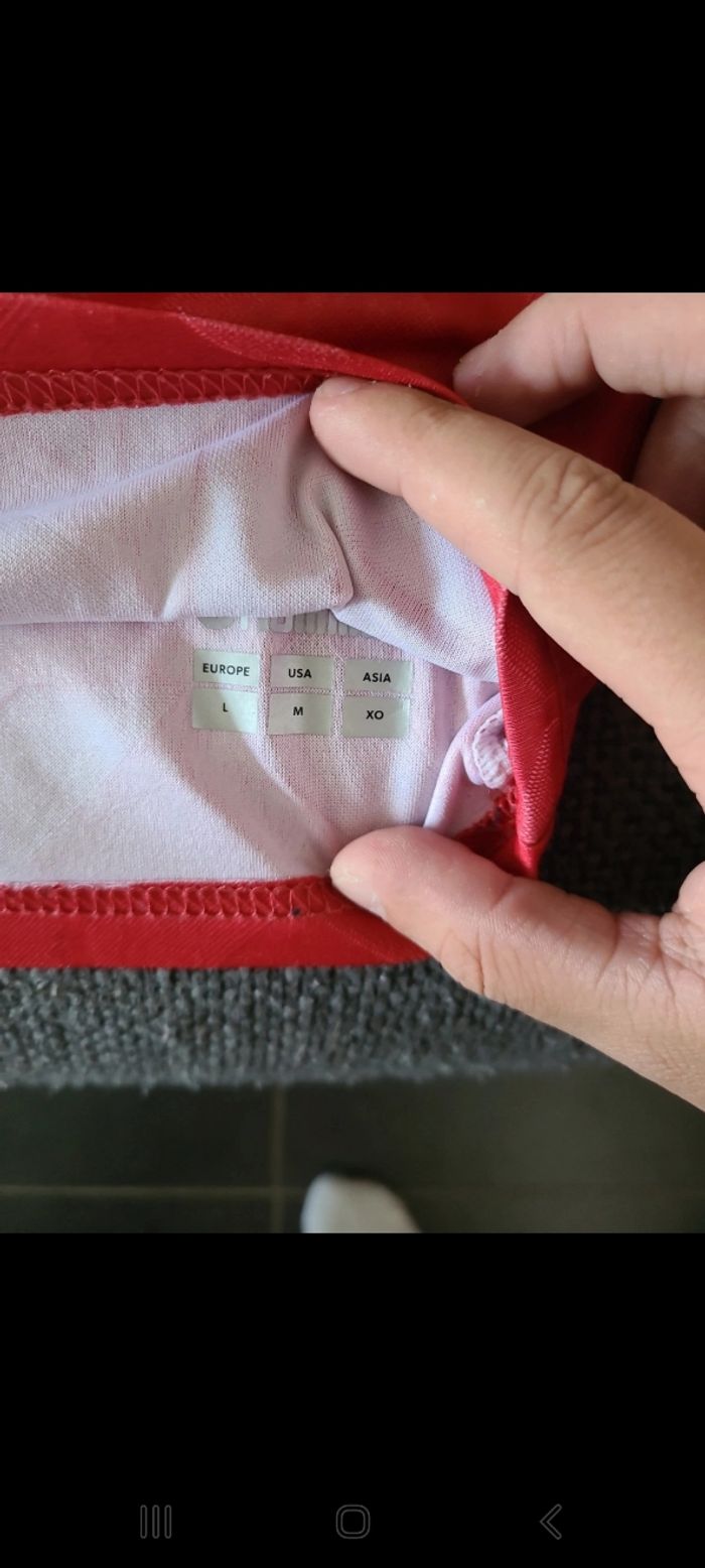 Tee-shirt de foot - photo numéro 3