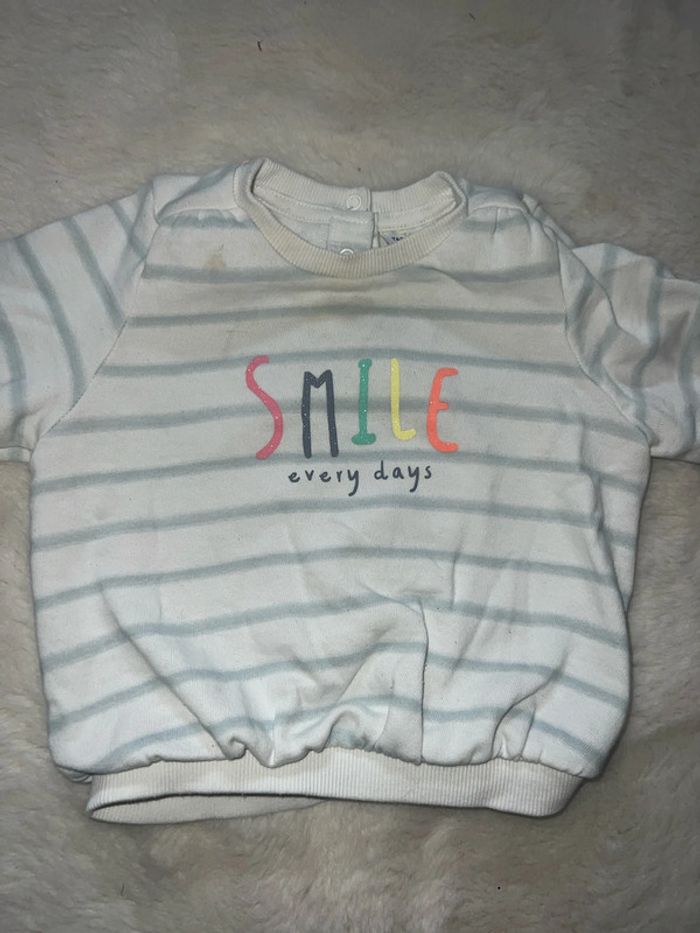 Lot sweat-shirt bébé