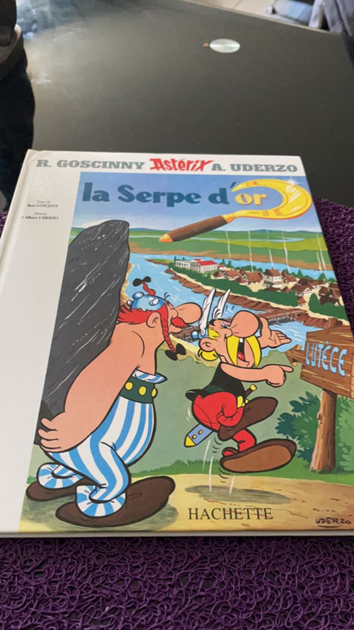 Bande dessinée Astérix la serpe d or