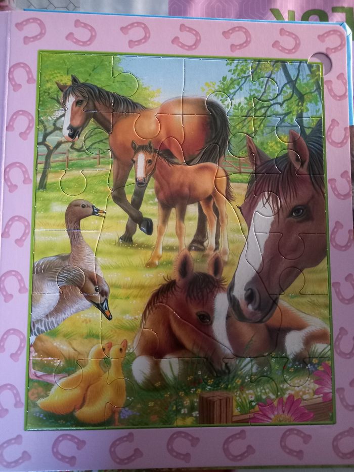 Livre- 8 puzzles  A la ferme - photo numéro 8