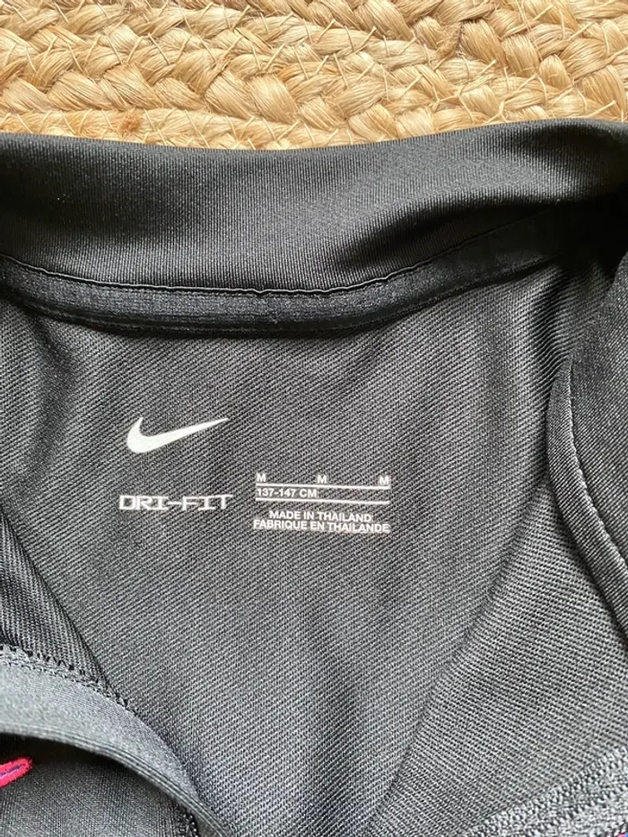 Veste Officielle 1/4 Zip Nike FC Barcelone 2022/2023 – Taille M Enfant - photo numéro 6