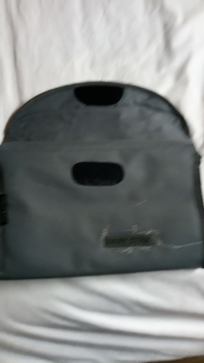 Sac a langer avec ses accessoires - photo numéro 9