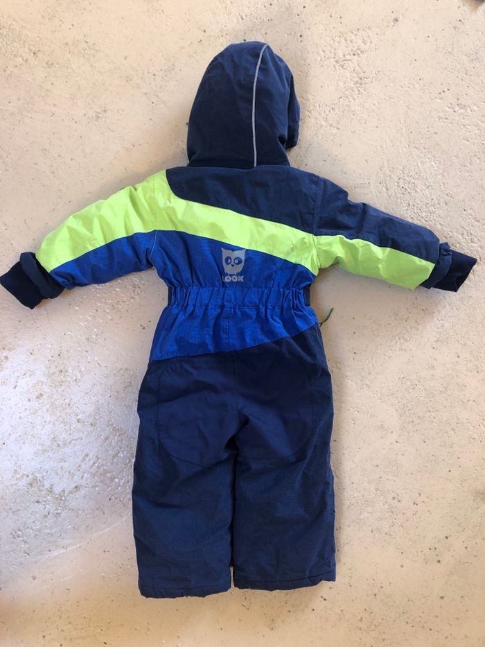 Lot Combinaison de ski + bottes de neige - photo numéro 5