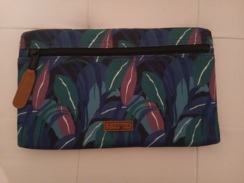 Pochette frontale cabaïa neuve sans étiquette 