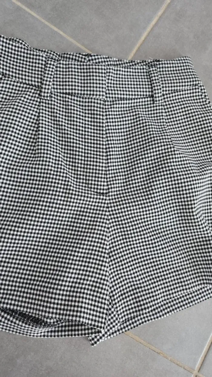 Short taille haute à carreaux gris - photo numéro 2