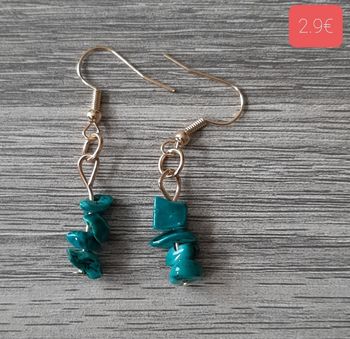 a vendre boucles d'oreilles.neuves emballees