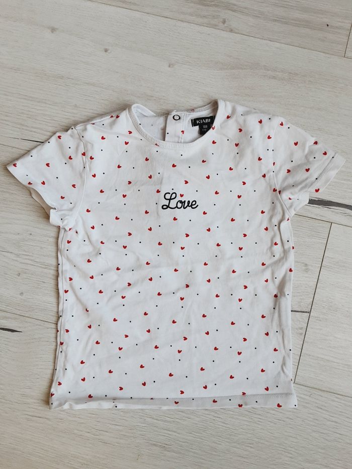 Vêtement bébé fille tee-shirt blanc manches courtes Kiabi Love à cœurs rouges 18 mois