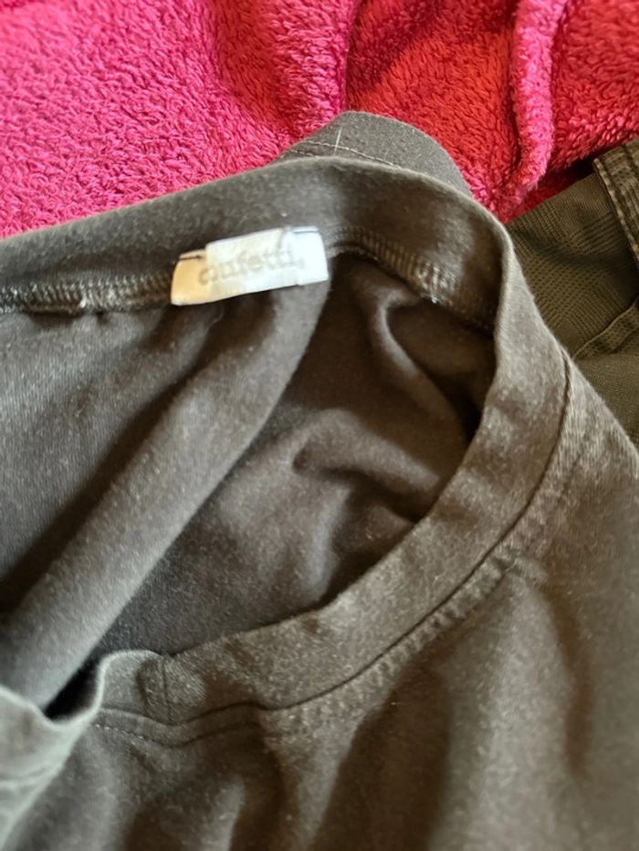 T-shirt taille 14 ans - photo numéro 3