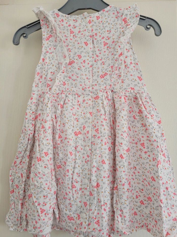 Jolie robe - photo numéro 2