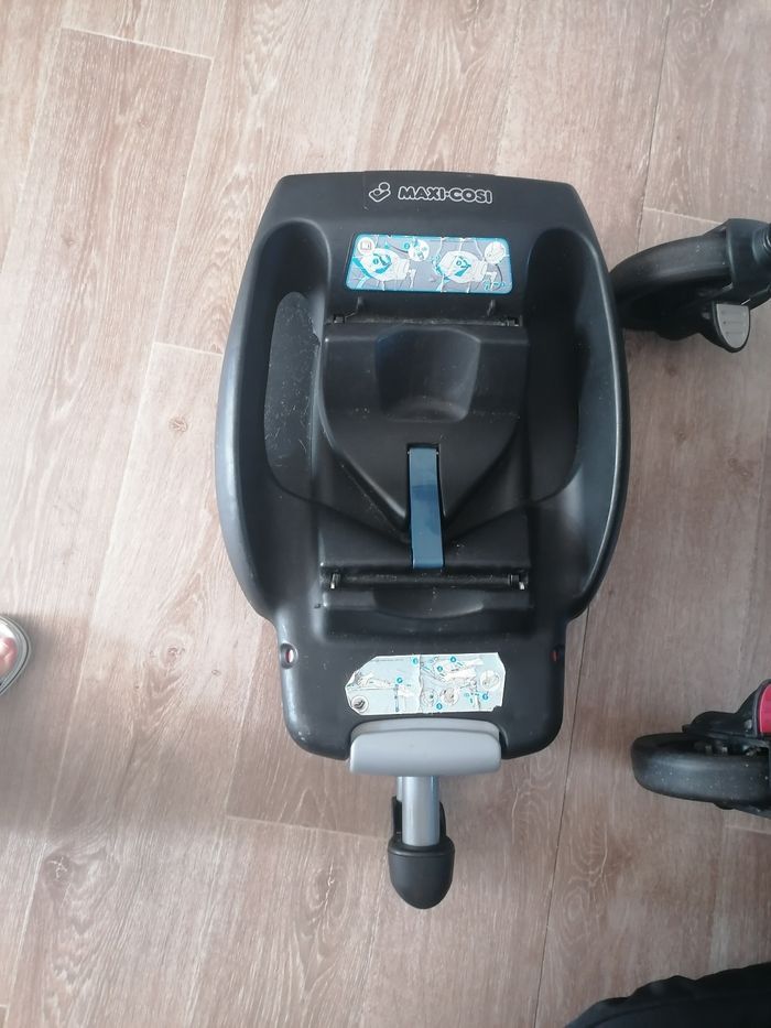 Poussette nacelle cosy base - photo numéro 2