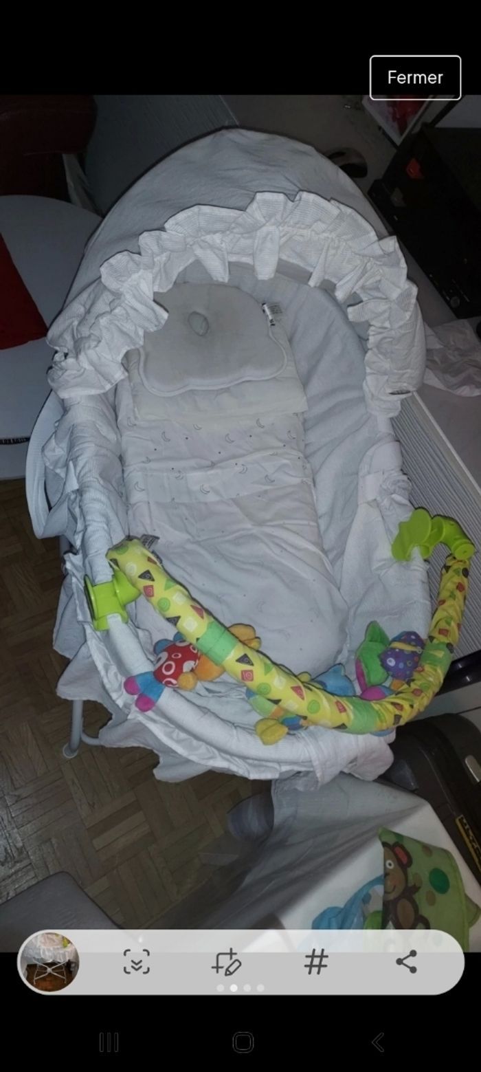 Couffin en osier avec pied - photo numéro 2