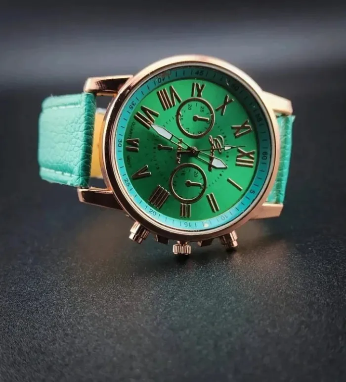 Montre verte menthe, rose-doré, style classique - photo numéro 2