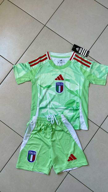 Ensemble enfant Italy