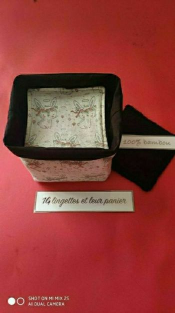 14 lingettes et son panier, neuf