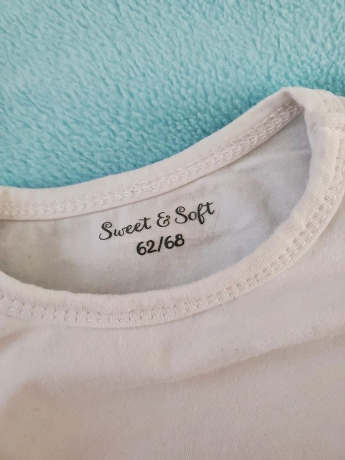 Lot 3 bodies sans manches 6 mois - photo numéro 2