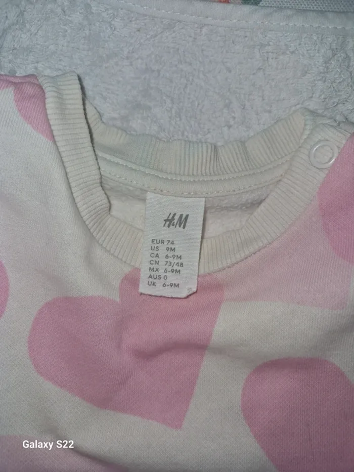 Ensemble cœur h&m 6-9 mois - photo numéro 3