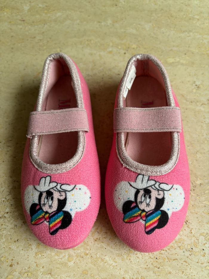 PANTOUFLES "DISNEY-MINNIE" ROSES - POINTURE : 26