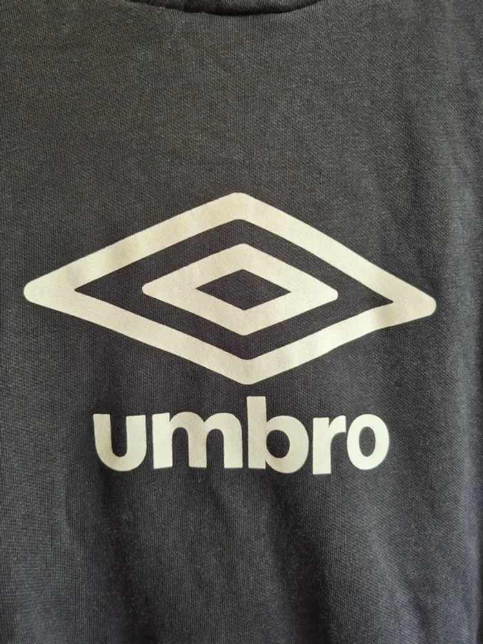 Pull Umbro - photo numéro 2