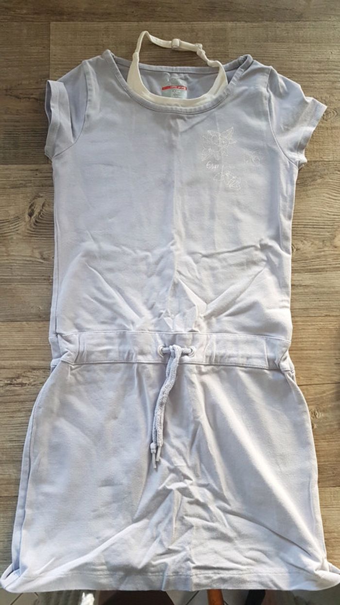 Robe 7 8 ans esprit mauve