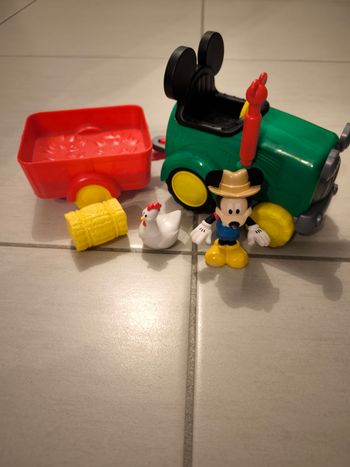 Le tracteur de Mickey 