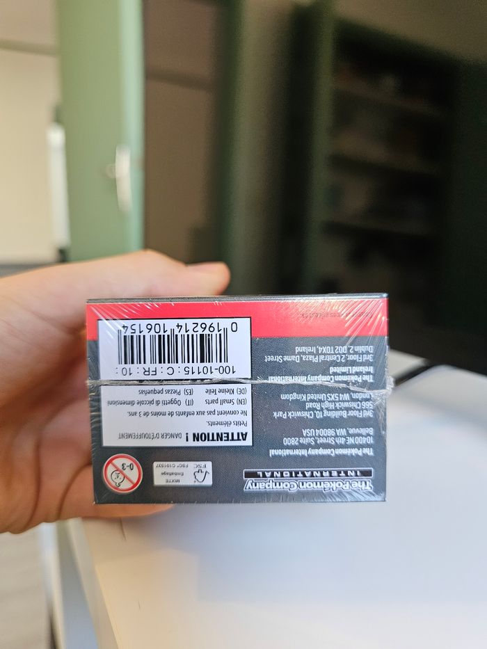 Bundle Pokemon 8.5 Évolutions Prismatiques - photo numéro 5