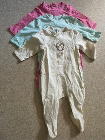 Lot pyjamas 3 mois